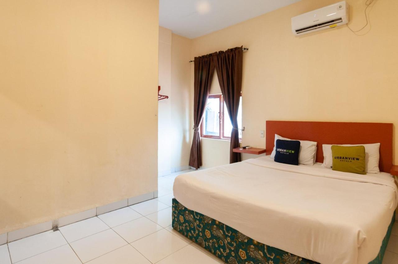 Urbanview Hotel Syariah Residence Medan By Reddoorz Extérieur photo
