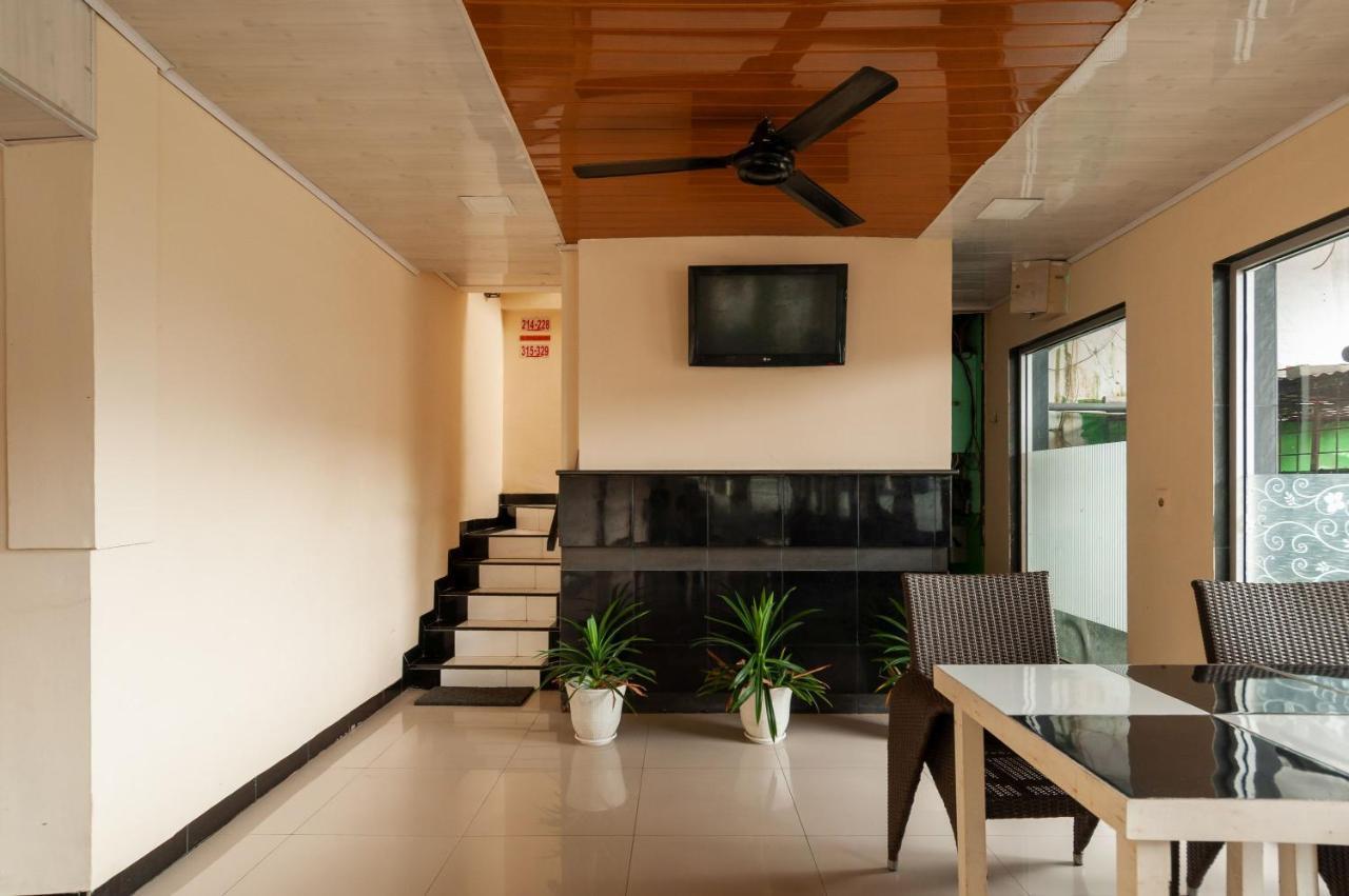 Urbanview Hotel Syariah Residence Medan By Reddoorz Extérieur photo