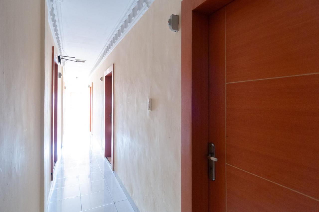 Urbanview Hotel Syariah Residence Medan By Reddoorz Extérieur photo