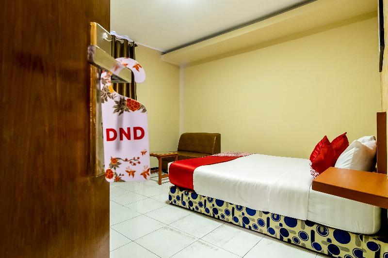 Urbanview Hotel Syariah Residence Medan By Reddoorz Extérieur photo